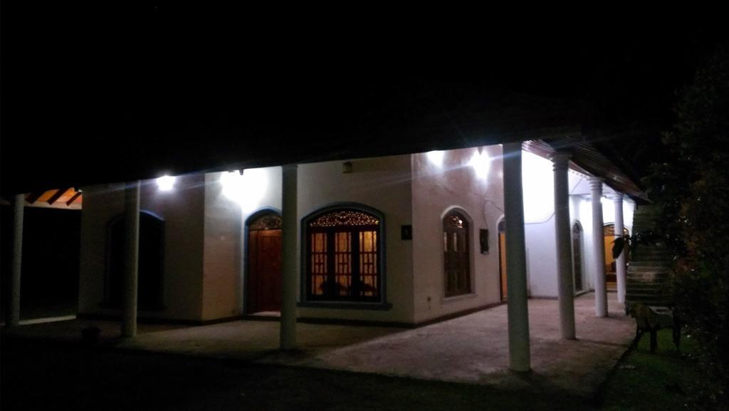 Methira Villa Aluthgama Exterior foto